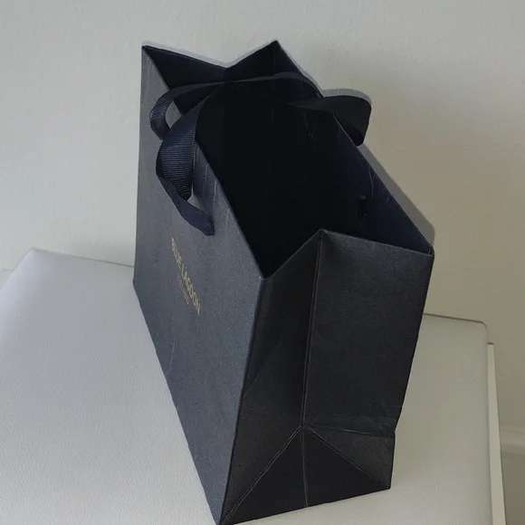 Blue Lagoon Iceland Black Gift Bag - Picture 7 of 9